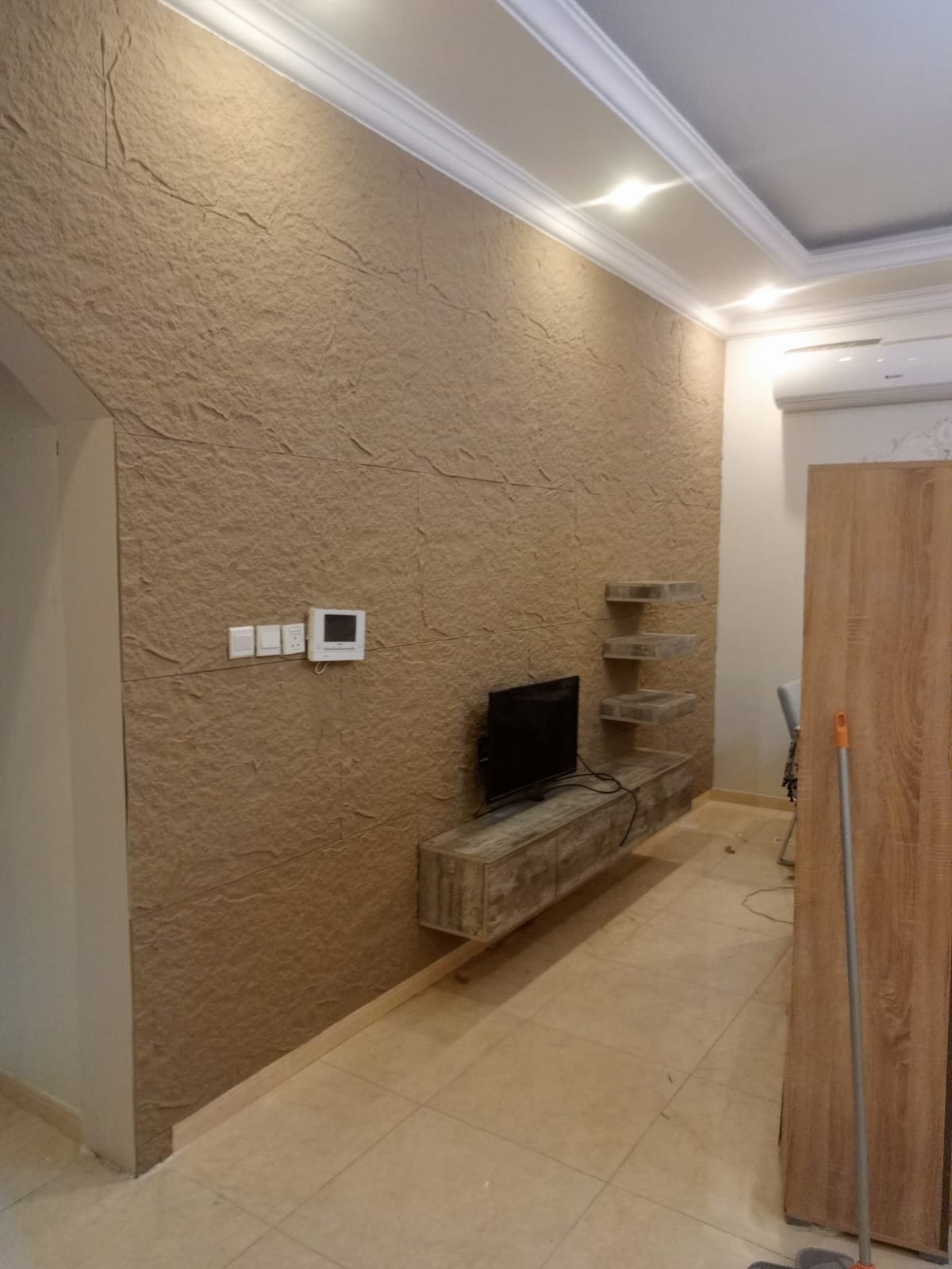 ديكورات عامة وواجهات
